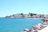 Spetses Küste bei Dapia mit Kirche Agios Mamas
